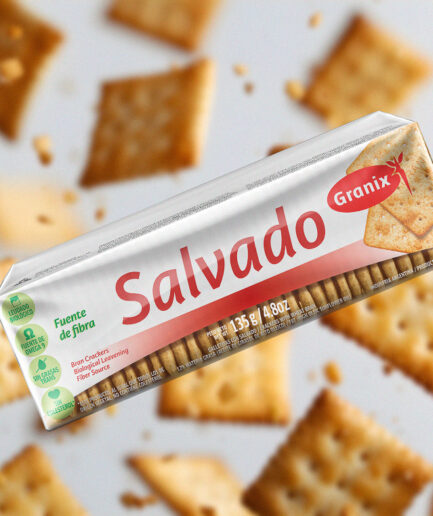 Biscoito cream cracker com farelo de trigo
